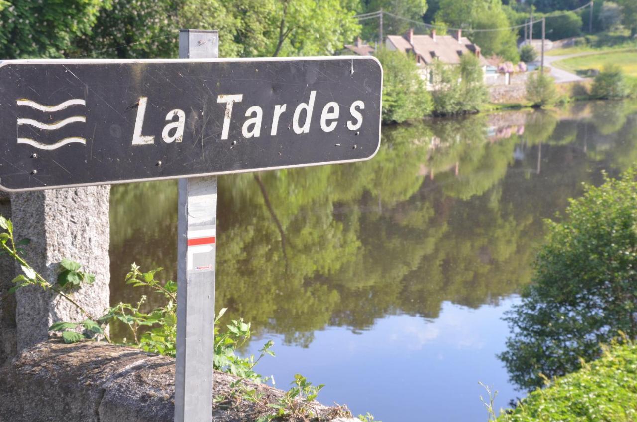 Gîte AU BORD DE L'EAU jusqu'à 8 personnes Chambon-sur-Voueize Exterior foto